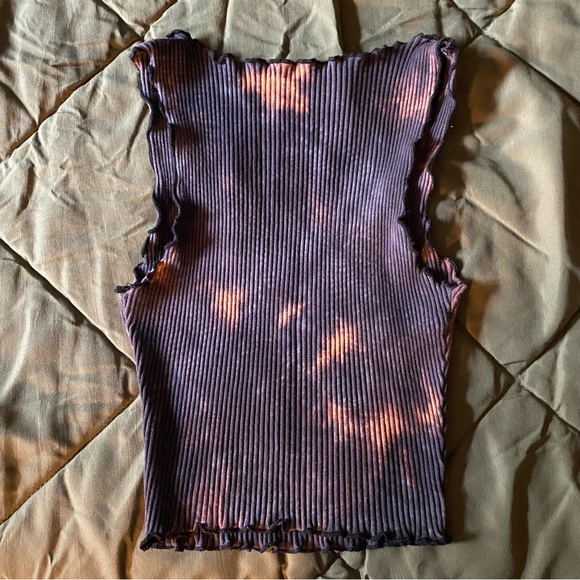 Marbled Tank Top - Picture 2 of 3